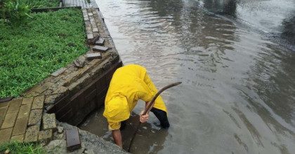 Похолодание и дожди в Украине ненадолго: в Гидрометцентре пообещали возвращение жары