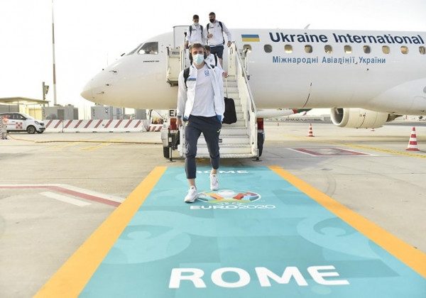 Збірна України прибула до Риму на один з найважливіших матчів у своїй історії