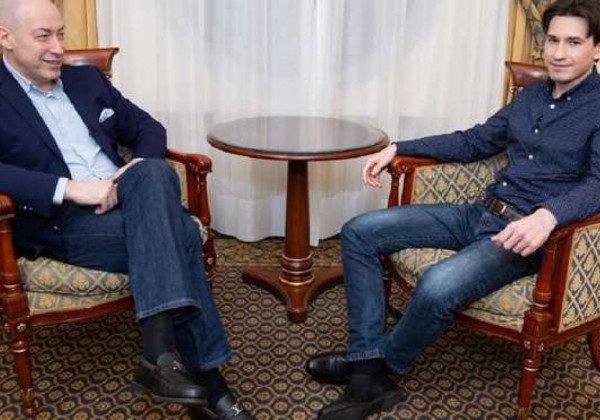 "Ти геній, ні ти геній": після інтерв'ю Дмитра Гордона з Дмитром Гордоном мережу підірвали меми