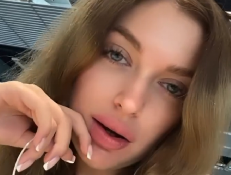 "Проти нацизму і влади": блогерка, яка скаржилася на Україну, заявила про любов до країни