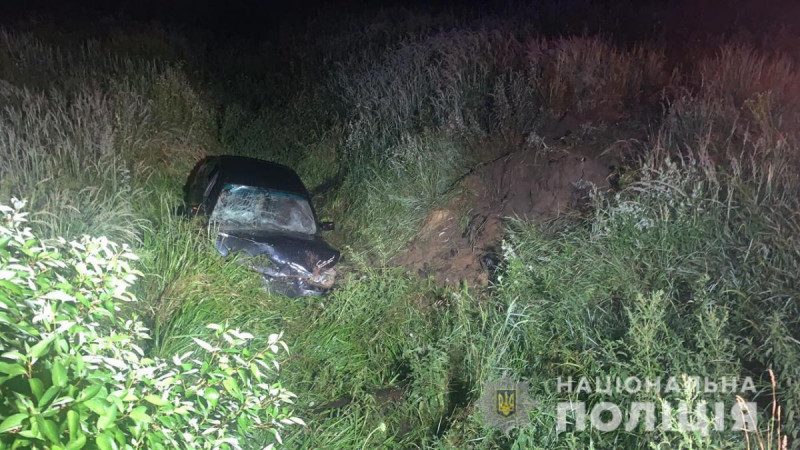 Пьяный отец позволил 11-летнему сыну сесть за руль BMW: ребенок насмерть разбился в ДТП