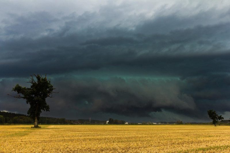 Украинцев предупредили о мощном ударе стихии: где разгуляется непогода