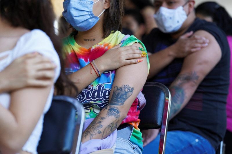 В Pfizer признались, нужно ли будет колоть вакцину каждый год