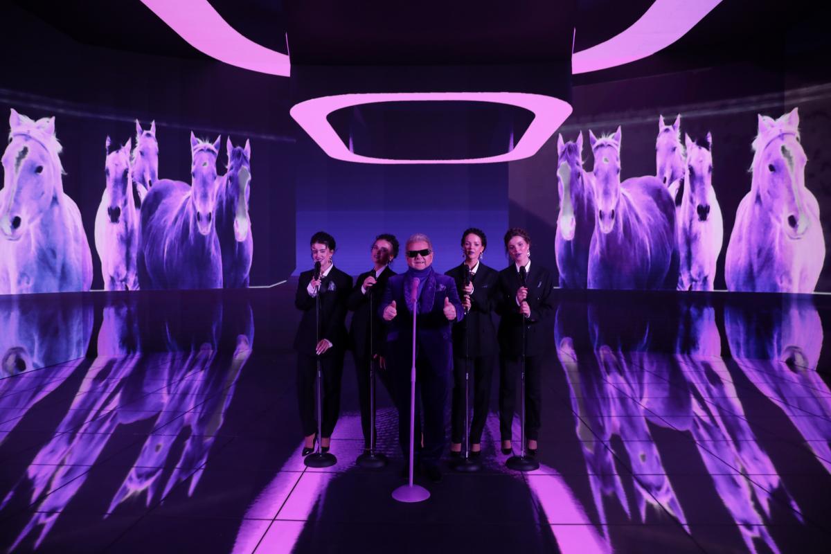 Михайло Поплавський присвятив потужний кліп 'Батько' своєму батькові і всім батькам України