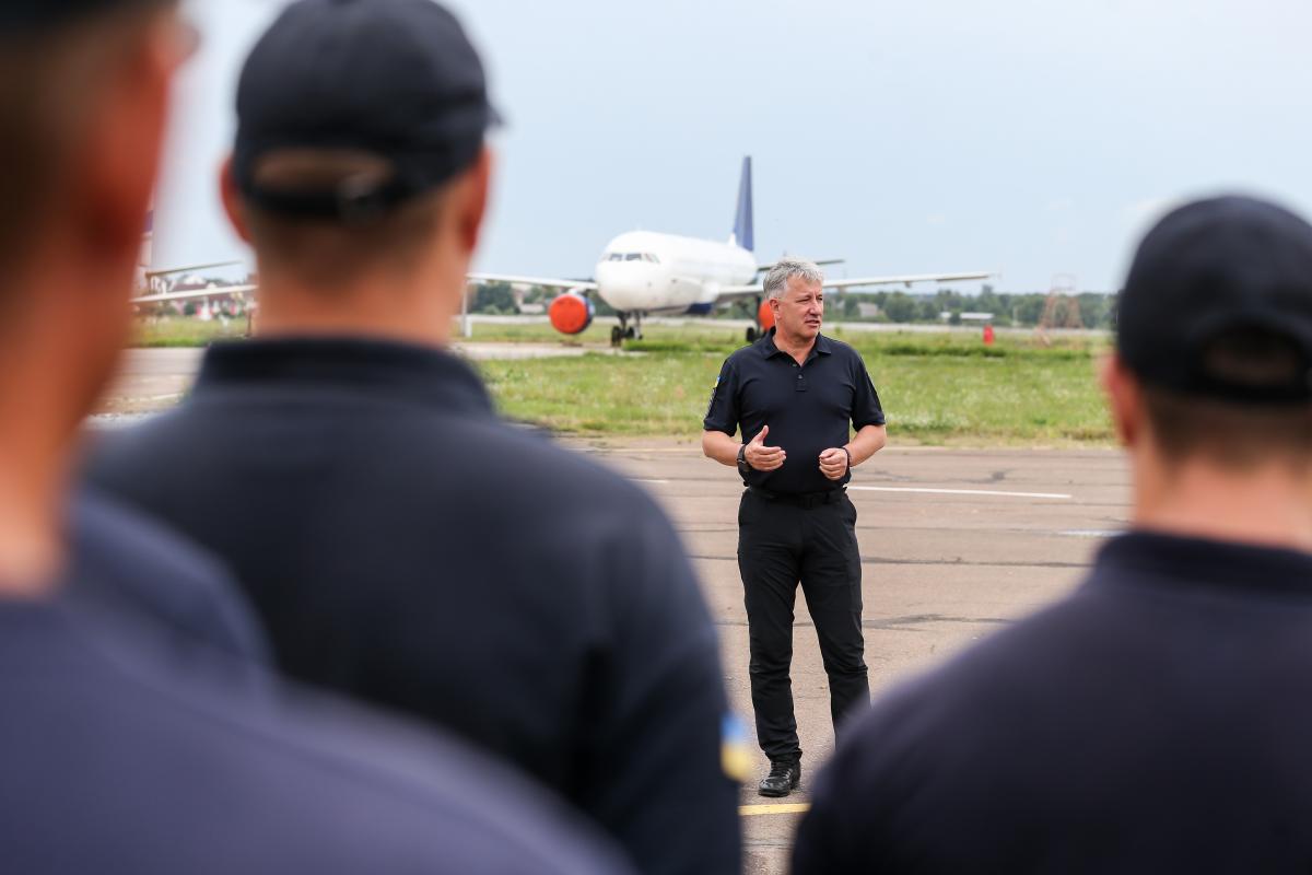 Відправлення українських рятувальників в охоплену пожежами Грецію