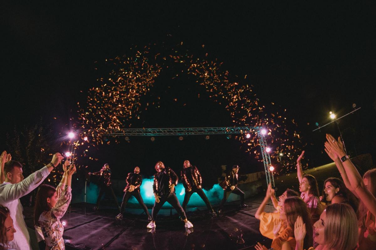 Беz Обмеженнь