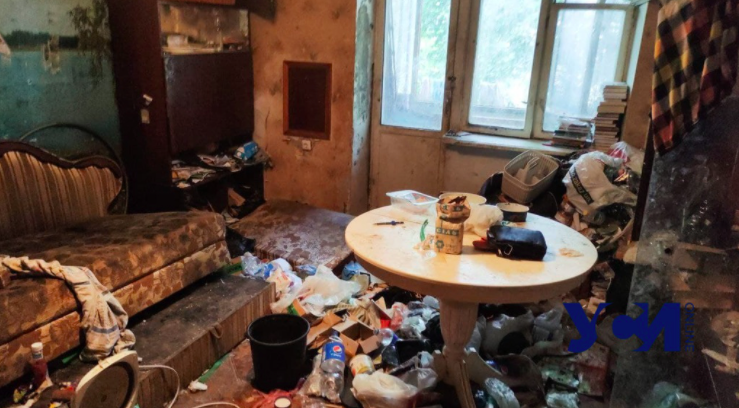 Зловонная квартира в Одессе