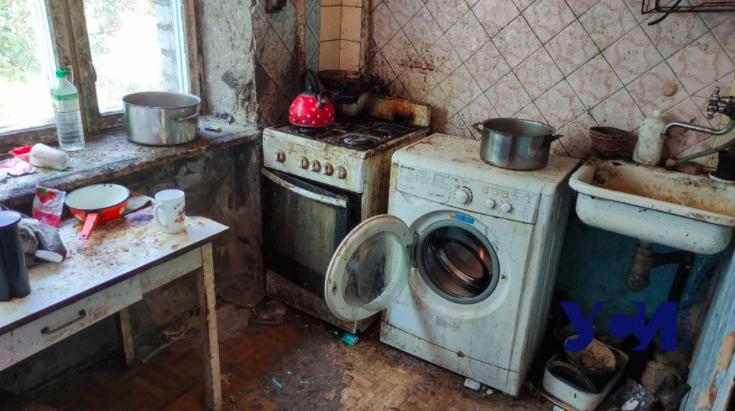 Зловонная квартира в Одессе