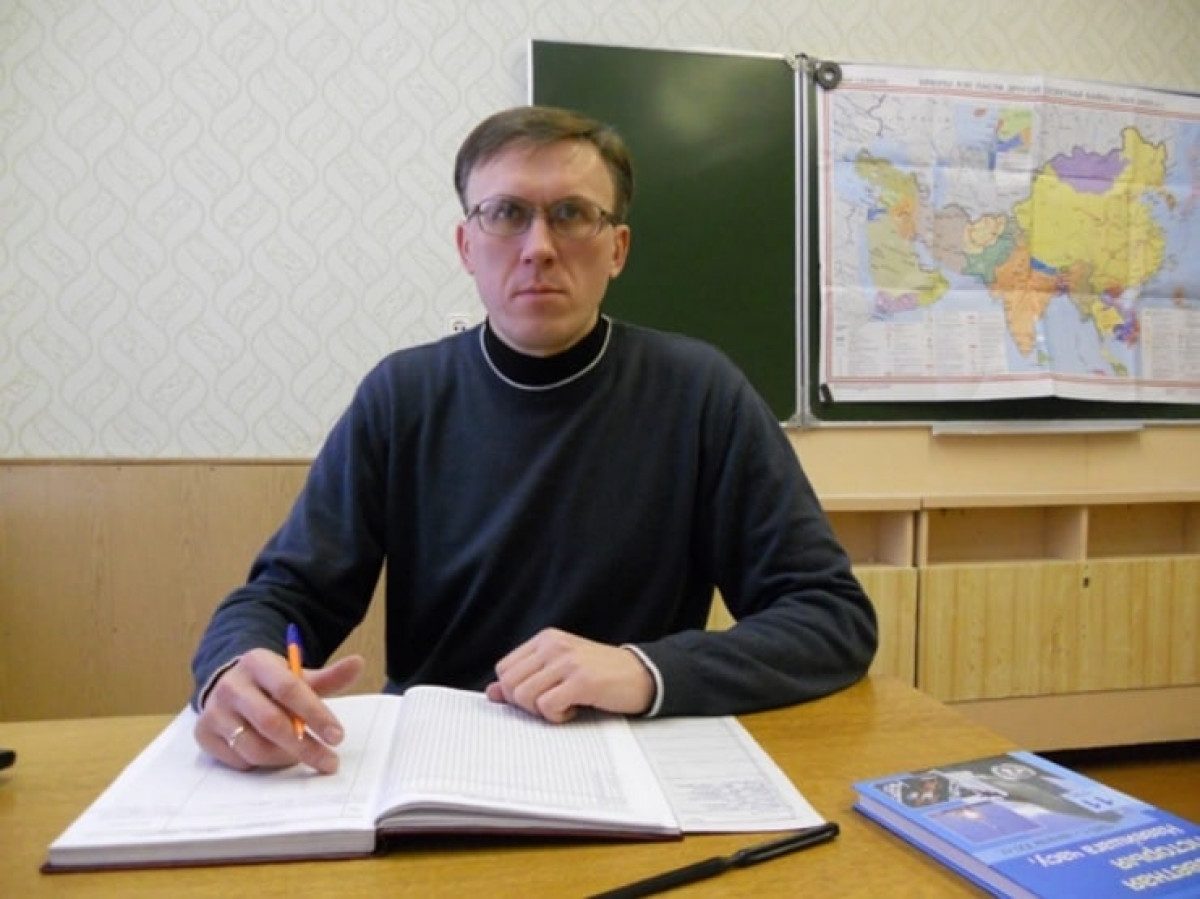 За критику – на нары: в Беларуси бросили за решетку учителя после видео о Лукашенко