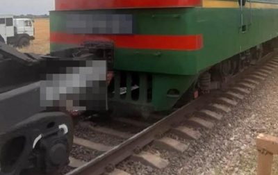 В Одесской области поезд задавил отчаянного мужчину, который лег на рельсы