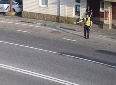 Всьому виною патрульний: під Харковом коп помахом жезла влаштував аварію