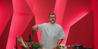 Известный ресторатор Дмитрий Борисов сравнил производство металла 'Метинвеста' с приготовлением борща