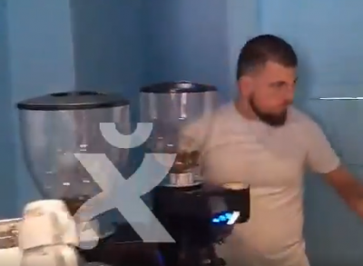 Харківський бармен поглумився над українською мовою, заявивши, що він 'росіянин'