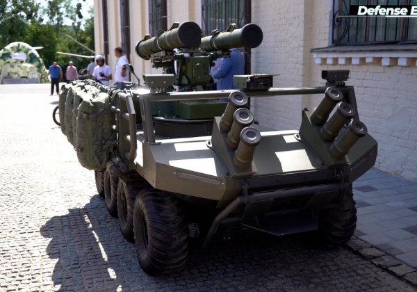 Мощный дрон на колесах: в Украине показали противотанковый Миротворец с ...
