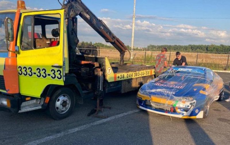 Скандальный дрифт с Alyona Alyona: прокуратура изъяла автомобили