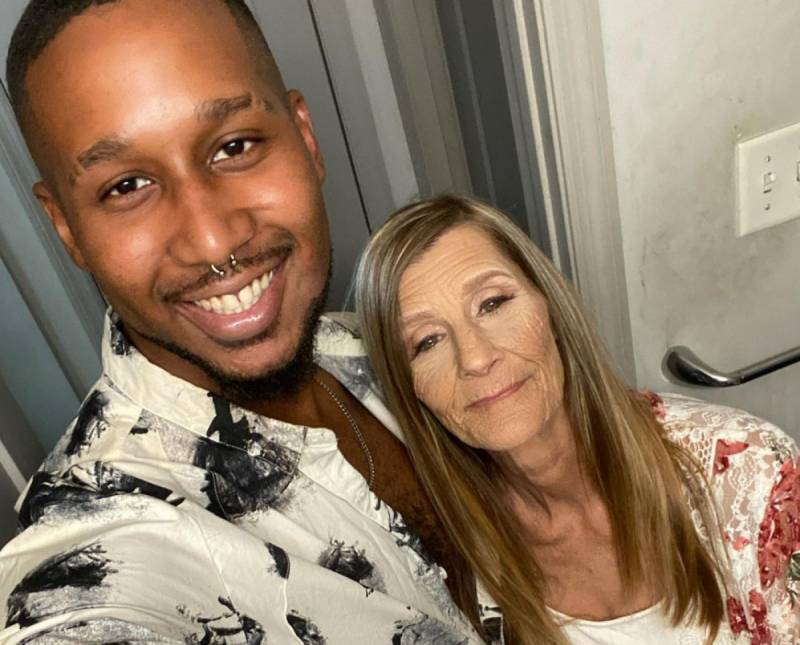 "Не треба судити людей за обкладинкою": 61-річна бабуся і 24-річний хлопець вирішили одружитися