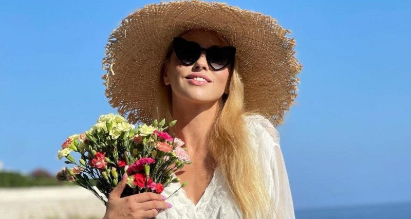 Донька Олі Полякової оригінально привітала маму з днем народження