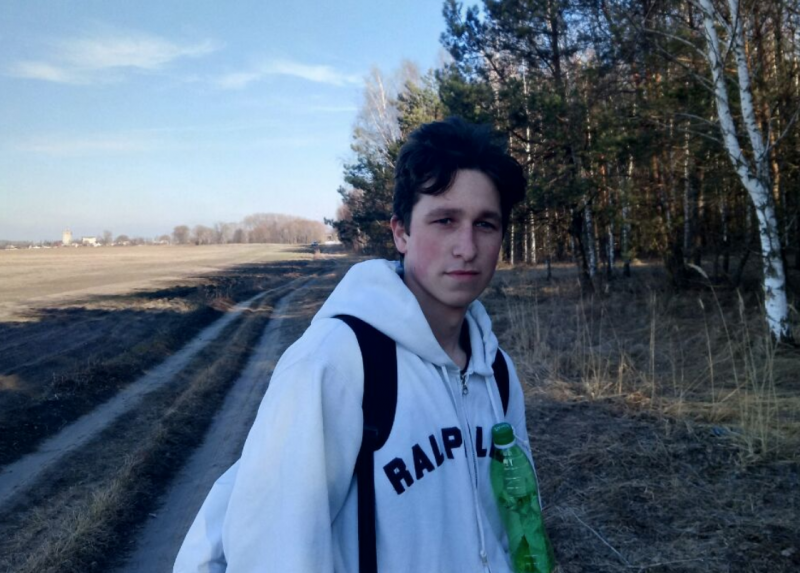 Ветеринар с зеленкой: всплыли новые факты о студенте, напавшем на Порошенко