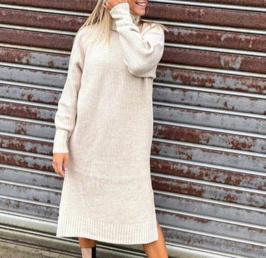 Трикотажні сукні осінь зима 2021 2022 Трикотажні сукні осінь зима 2021 2022