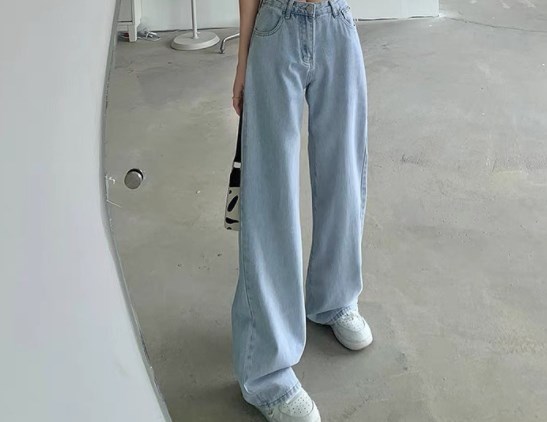 Модні джинси осінь-зима 2021-2022 Модні джинси осінь-зима 2021-2022