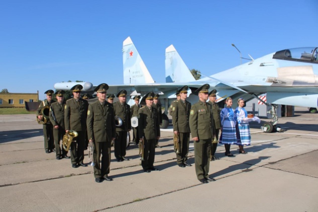 Росія перекинула до Білорусі винищувачі: їх розмістили у 400 кілометрах від Києва Росія перекинула до Білорусі винищувачі: їх розмістили у 400 кілометрах від Києва