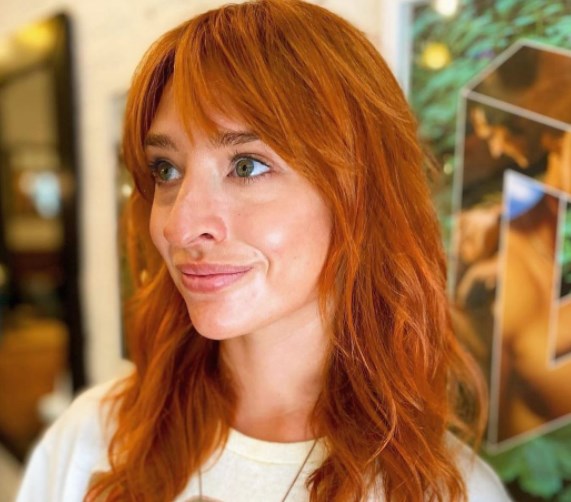 Модна стрижка на довге волосся 2021 напівшег Модна стрижка на довге волосся 2021 напівшег