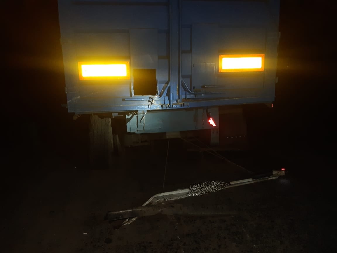 У Сумській області Toyota зіткнулася з вантажівкою DAF: троє людей загинули від отриманих травм