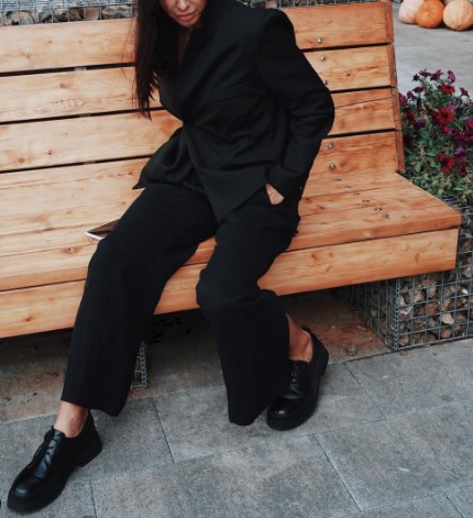 Модні штанні костюми осінь 2021 Модні штанні костюми осінь 2021