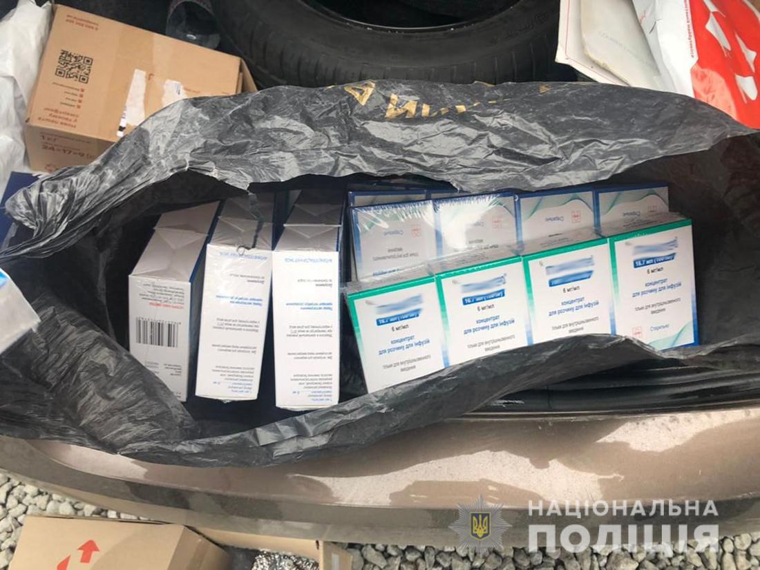 Медики продавали лекарства онкобольным