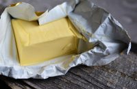 Як швидко розм'якшити заморожене вершкове масло: чотири дійсних способи