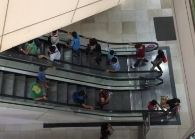 Установят в ТРЦ видеокамеры: в Украине начнут следить за соблюдением карантина