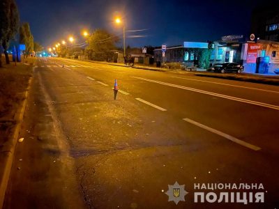 Сбил 11-летнюю девочку на переходе и сбежал: в Николаеве 15-летний подросток устроил смертельное ДТП