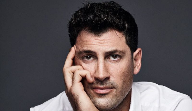 "Дай Бог, чтобы ходил с палочкой!": судья "Танців з зірками"  Чмерковский едва не распрощался с танцами