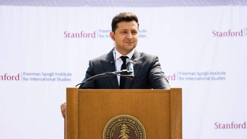 Зеленский пожелал Беларуси "выжить" и стать свободной, как Украина