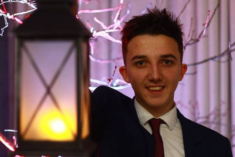 Под Киевом студент умер после вакцинации: в институте раскрыли трагические подробности