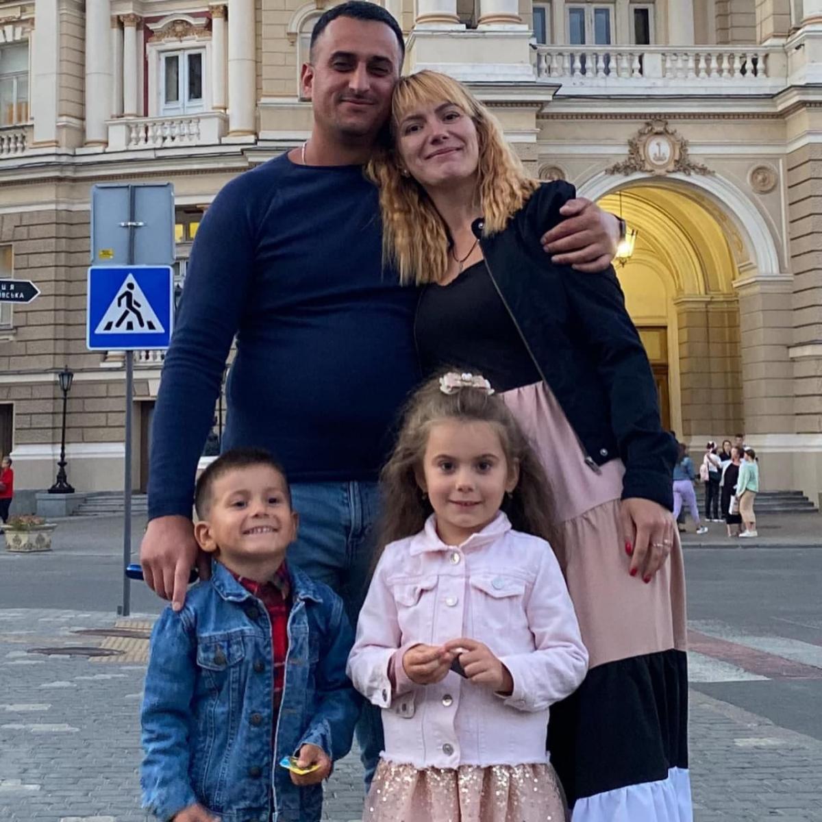 Гопники убивали копа под смех и улюлюканье: опубликовано видео смертельной экзекуции в Чернигове