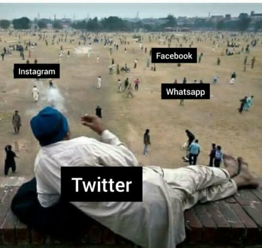 Меми про збій у Facebook