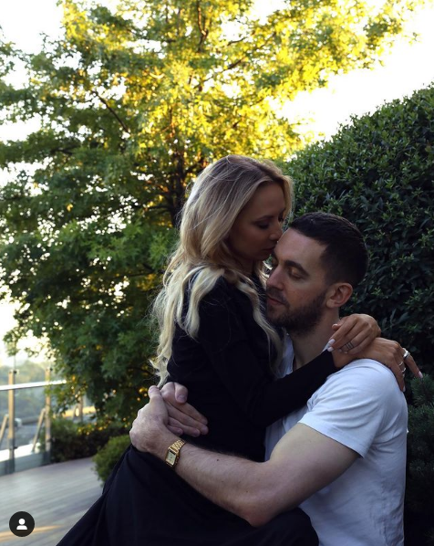 Зірка Жіночого кварталу Ірина Сопонару показала обличчя таємничого бойфренда Зірка Жіночого кварталу Ірина Сопонару показала обличчя таємничого бойфренда