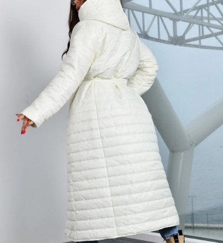 Модные стеганые пальто зима 2022