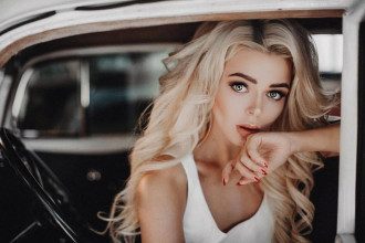 Алина Гросу