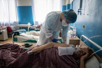 Моторошні кадри з антиковидних лікарень
