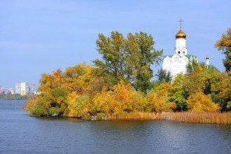 церква