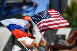 США, Росія, прапори