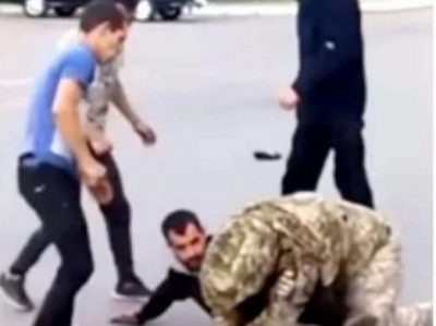 На Волині п'яні роми побили ветерана АТО: вибачалися, стоячи на колінах