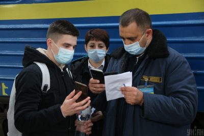 До в'язниці на 8 років: українців жорстко каратимуть за підробку ковід-сертифікатів