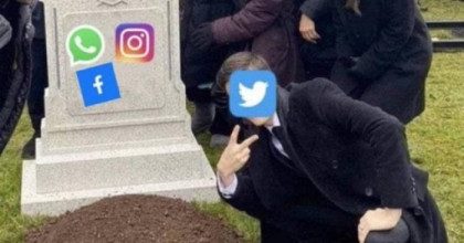 "Мы уронили вообще всё, Марк, честно!": самые яркие фотожабы на сбой Facebook, Instagram и WhatsApp