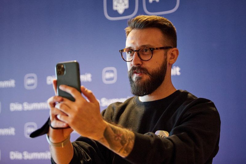 "З'являються автоматично": у Мінцифрі роз'яснили важливі нюанси щодо штрафів у додатку "Дія"