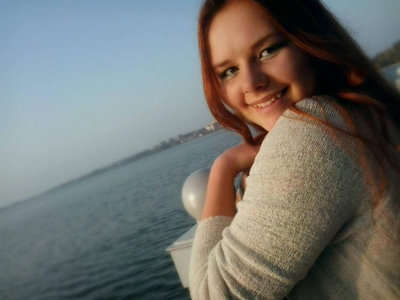 Молодая девушка осталась без руки из-за лихача за рулем автобуса: детали жуткой ДТП