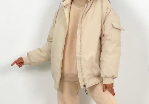 Модные куртки бомберы женские осень-зима 2021 2022 Модные куртки бомберы женские осень-зима 2021 2022