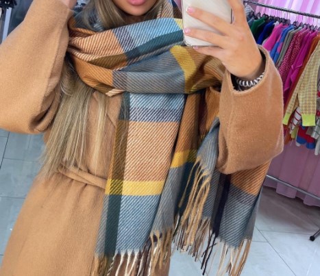 Наймодніші шарфи зима 2022 Наймодніші шарфи зима 2022